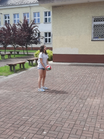 035a9e56-1fc9-4444-b936-a9fe21ae0028-1748970382317.jpeg