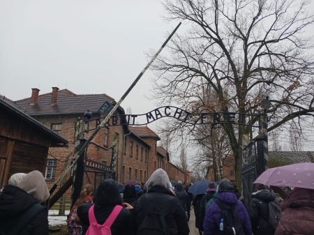 Klasa 7 i 8 w Muzeum Pamięci Auschwitz - Birkenau