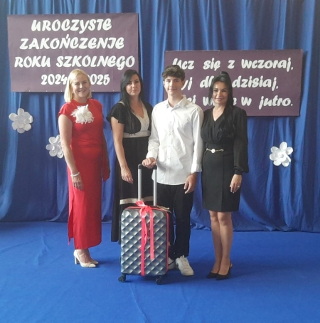 ''Absolwent roku 2024/2025''