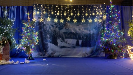 Szkolny Koncert Bożonarodzeniowy 2025 – wspólne świętowanie w atmosferze refleksji i radoś